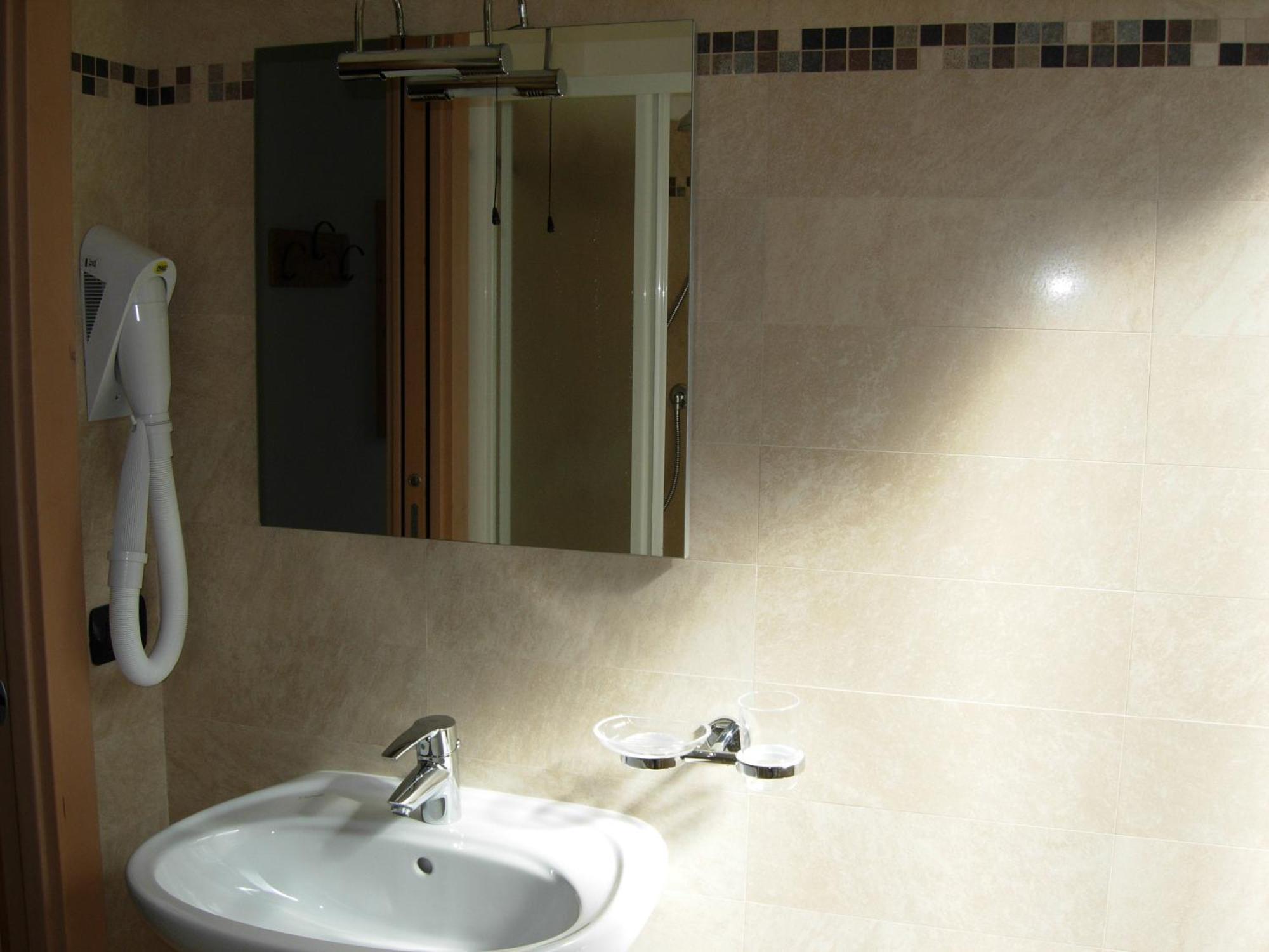 B&B Ledro Affittacamere Mezzolago Zewnętrze zdjęcie