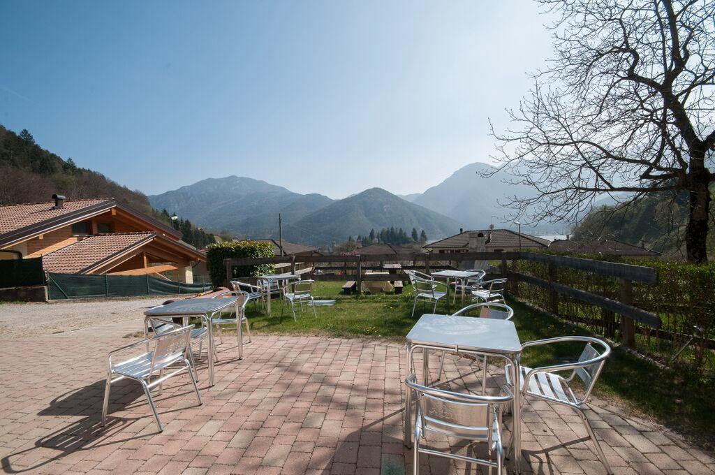 B&B Ledro Affittacamere Mezzolago Zewnętrze zdjęcie